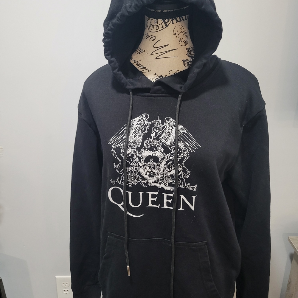 Queen Classic Crest black pullover hoodie, official Queen merchandise